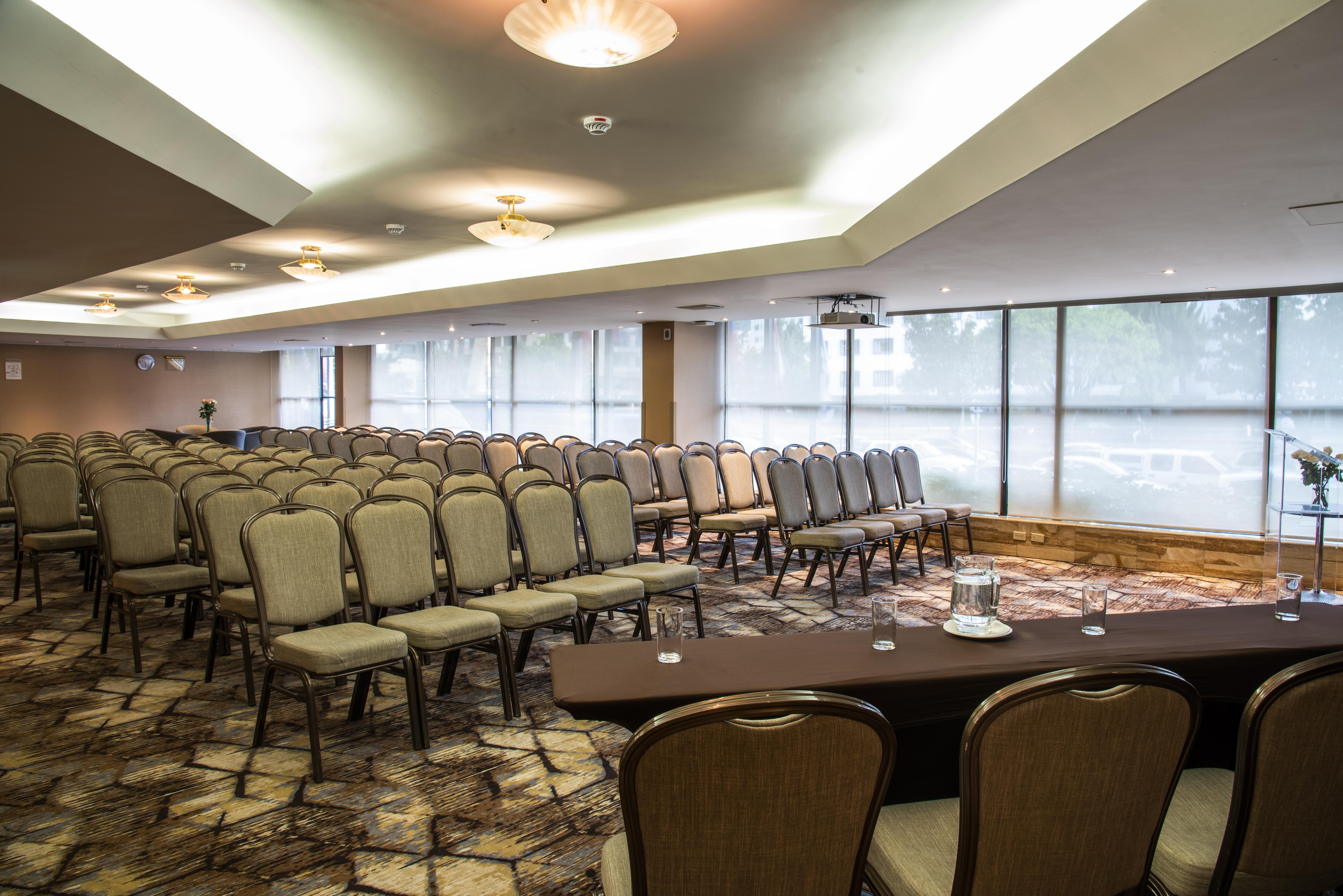 Bogota Plaza Hotel Esterno foto Meeting room