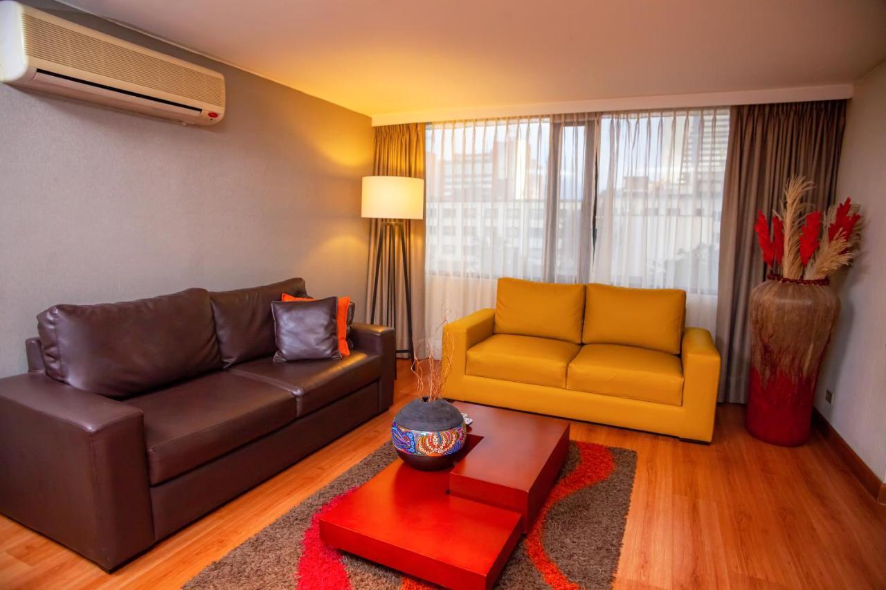 Bogota Plaza Hotel Esterno foto Living room