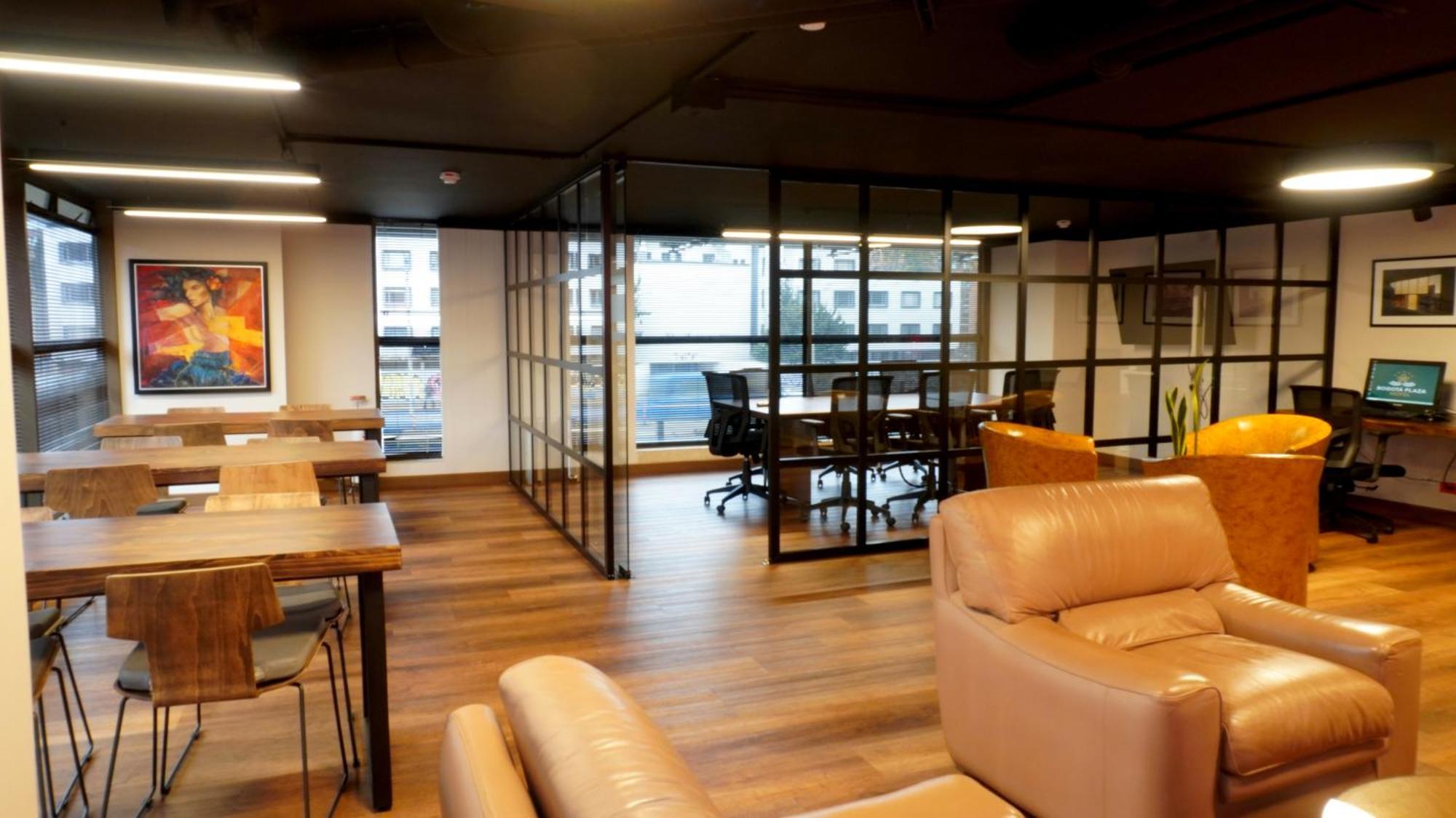 Bogota Plaza Hotel Esterno foto The interior of the library